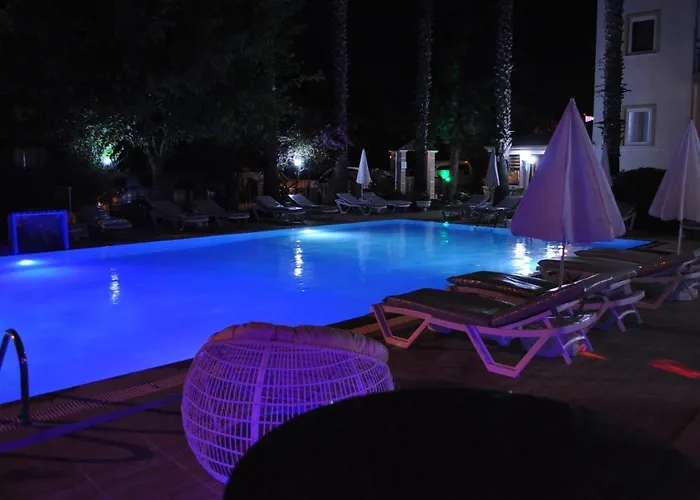 מלון Kylo Garden Hotel